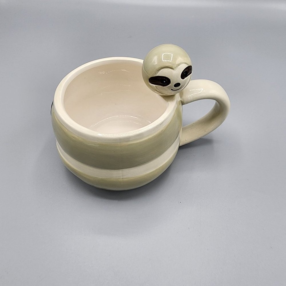 World Wildlife Fund 3D sloth ceramic coffee mug 18‎ fl oz